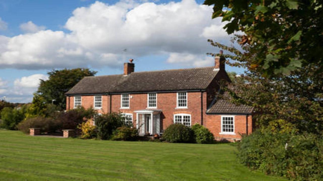 Clumber Lane End Farm Bed and Breakfast Worksop Exteriör bild